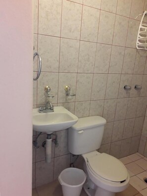 Room, 1 Bedroom, Terrace | Bathroom