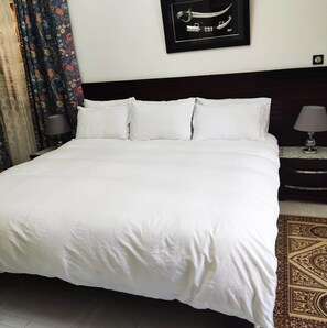 Rumah, 4 kamar tidur, Boleh Merokok, kolam renang pribadi | 5 kamar tidur