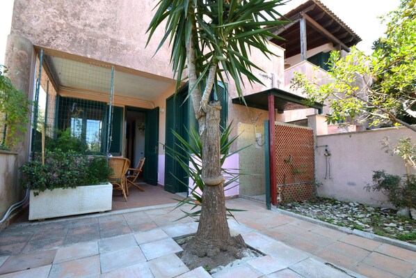 Talo, 2 makuuhuonetta, tupakointi sallittu, terassi | Näkymä majoituspaikasta