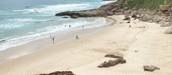 Chalet 40 Entire House Tranquil and Family-friendly Location