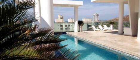 Appartement, 1 slaapkamer, toegankelijk voor mindervaliden, roken | Zwembad | Een buitenzwembad