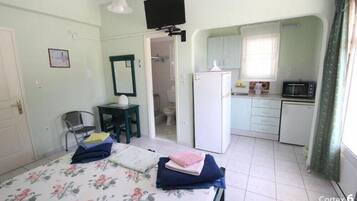 Quarto, 1 quarto, sacada, vista para o jardim | 1 quarto