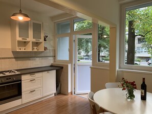 Apartamento, 1 quarto, para fumantes, sacada | Parte interna