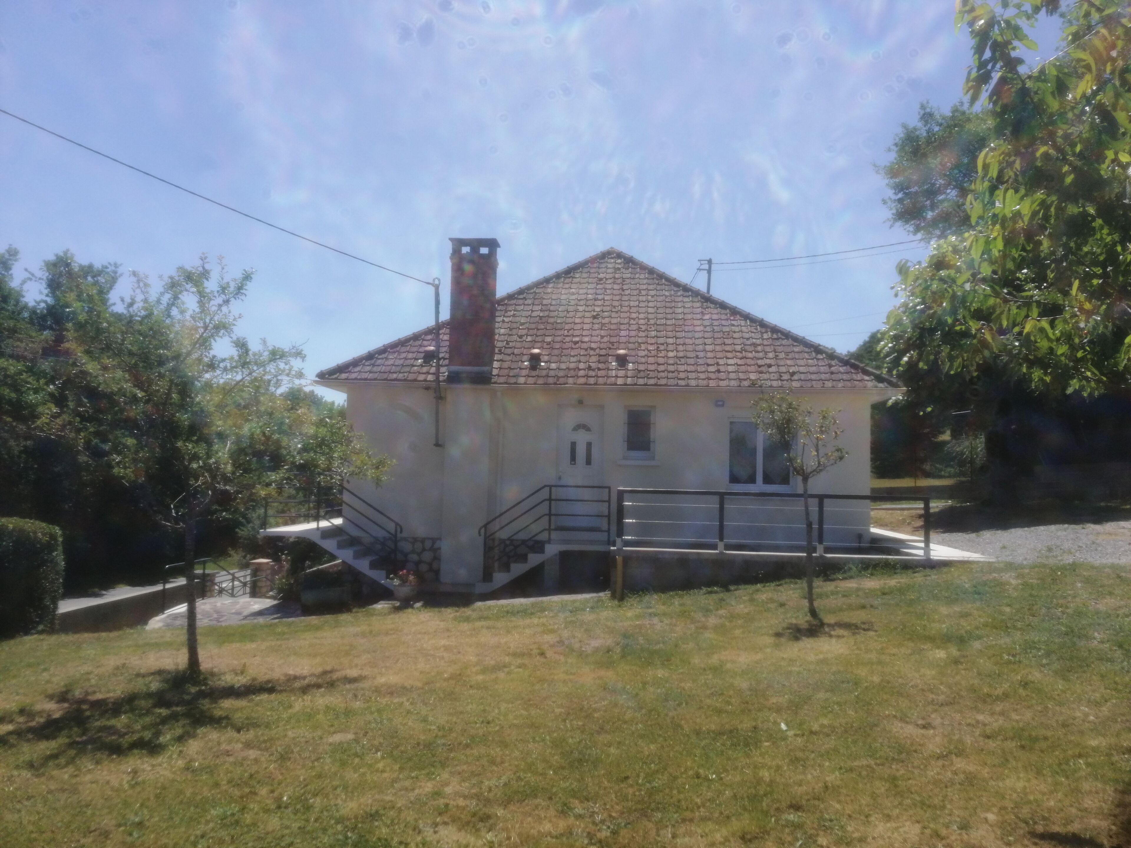 Maison Entierrement Rénovée