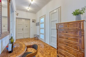 Family Apartment, Multiple Bedrooms (Spacious Apartment In Heart Of Zagreb) | Interior