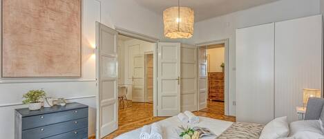 2 chambres, fer et planche Ă repasser, Wi-Fi gratuit, draps fournis