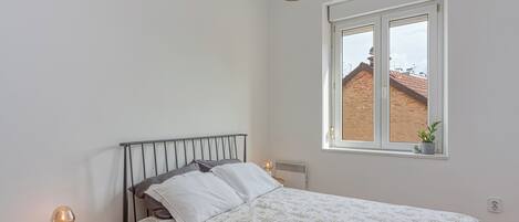 Appartement Familial, plusieurs chambres (Spacious Apartment In Heart Of Zagreb) | 2 chambres, fer et planche Ă repasser, Wi-Fi gratuit, draps fournis