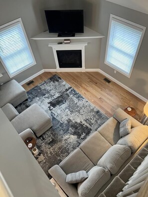 Smart TV - Corner House on Memory Lane (Laconia)