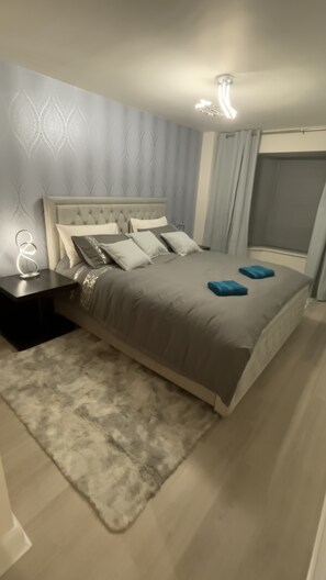 LÀgenhet - 1 kingsize-sÀng med bÀddsoffa | 1 sovrum, strykjÀrn/strykbrÀda, gratis wi-fi och sÀngklÀder