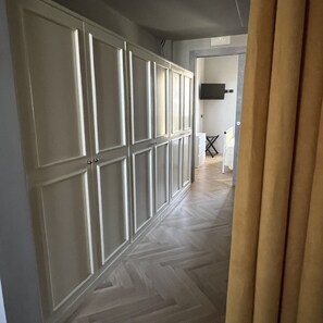 Télévision LCD de 19 pouces avec chaînes numériques, télévision