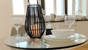 Leilighet, 1 queensize-seng | Spiseområde