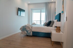 2 bedrooms, iron/ironing board, Internet, bed sheets