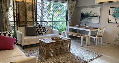 ✪Quiet Bandra 3 bedroom ✪Balconies✪Walk to Ocean✪