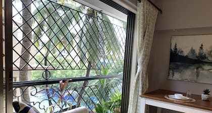 ✪Quiet Bandra 3 bedroom ✪Balconies✪Walk to Ocean✪