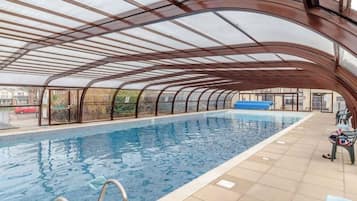 Villa | Pool | Indendørs pool