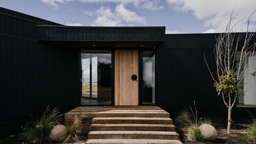 Drummond Estate ~ Daylesford Macedon Region ~ Luxe home with heated plunge pool