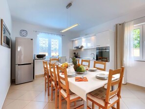 Dining - Villa Vesna by Interhome (Pula)