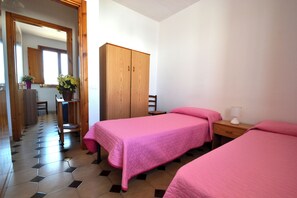 Apartment, 2 Bedrooms, Smoking, Balcony | 3 bedrooms