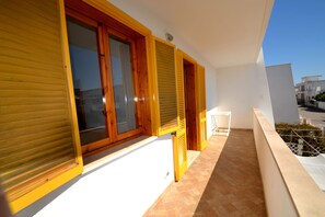 Apartment, 2 Schlafzimmer, Raucher, Balkon | Unterkunftsgelände