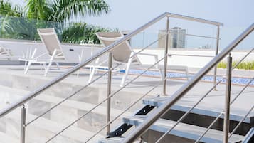 Rooftop pool