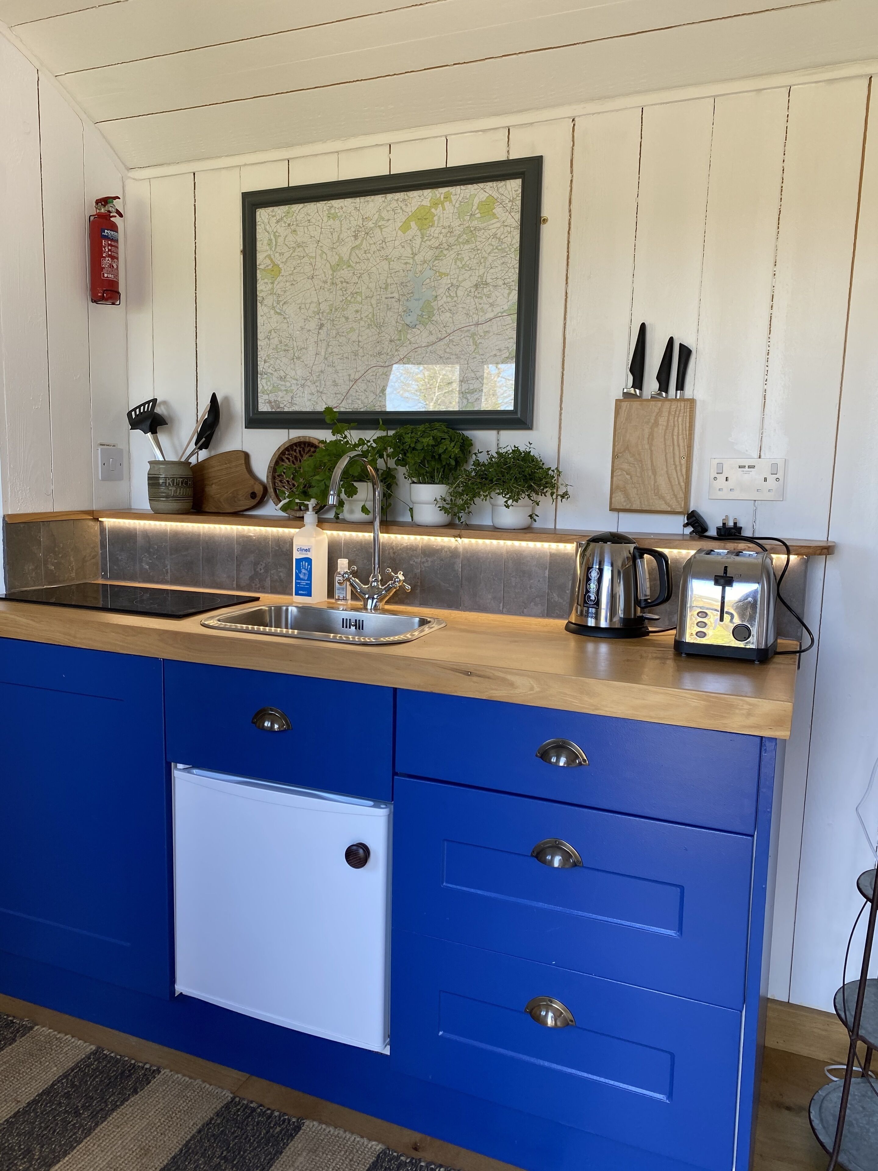 Shepherds Hut in Quiet Setting