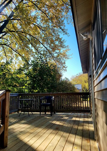 Cozy Apartment #2 Near Midland City Center