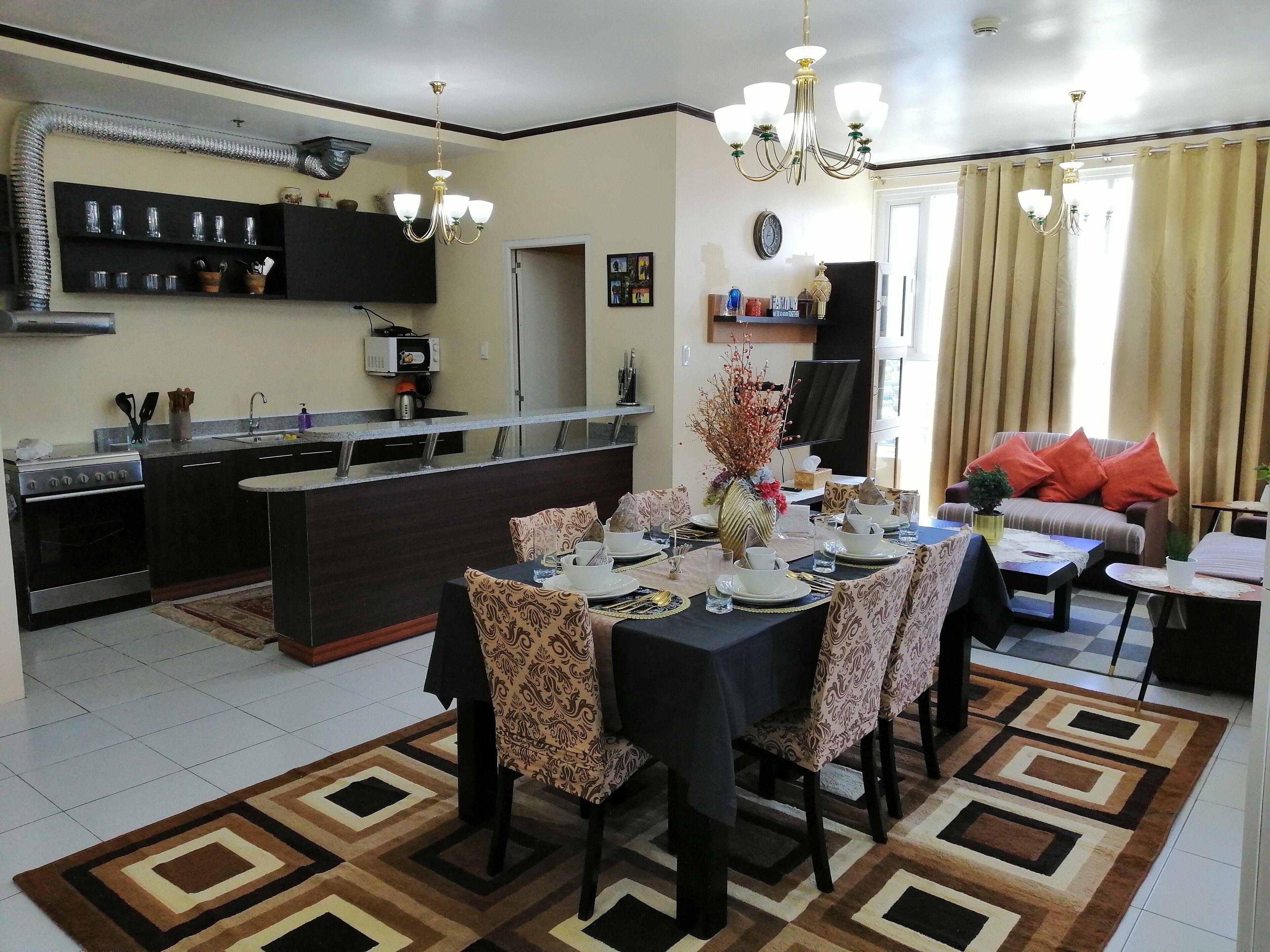 Luxury Penthouse, 3 Bedrooms, Kitchenette, Pool View | Living area | Flat-screen TV