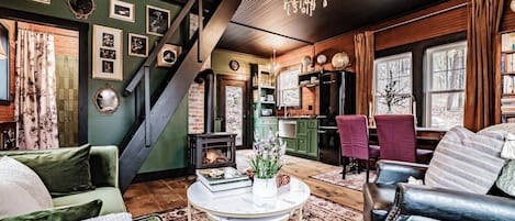 Smart TV, fireplace, books