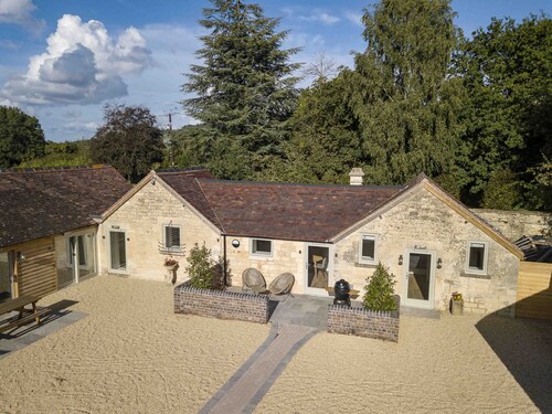 Cotswolds Piggery – Romantic Hideaway for Two