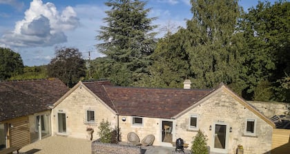 Cotswolds Piggery – Romantic Hideaway for Two