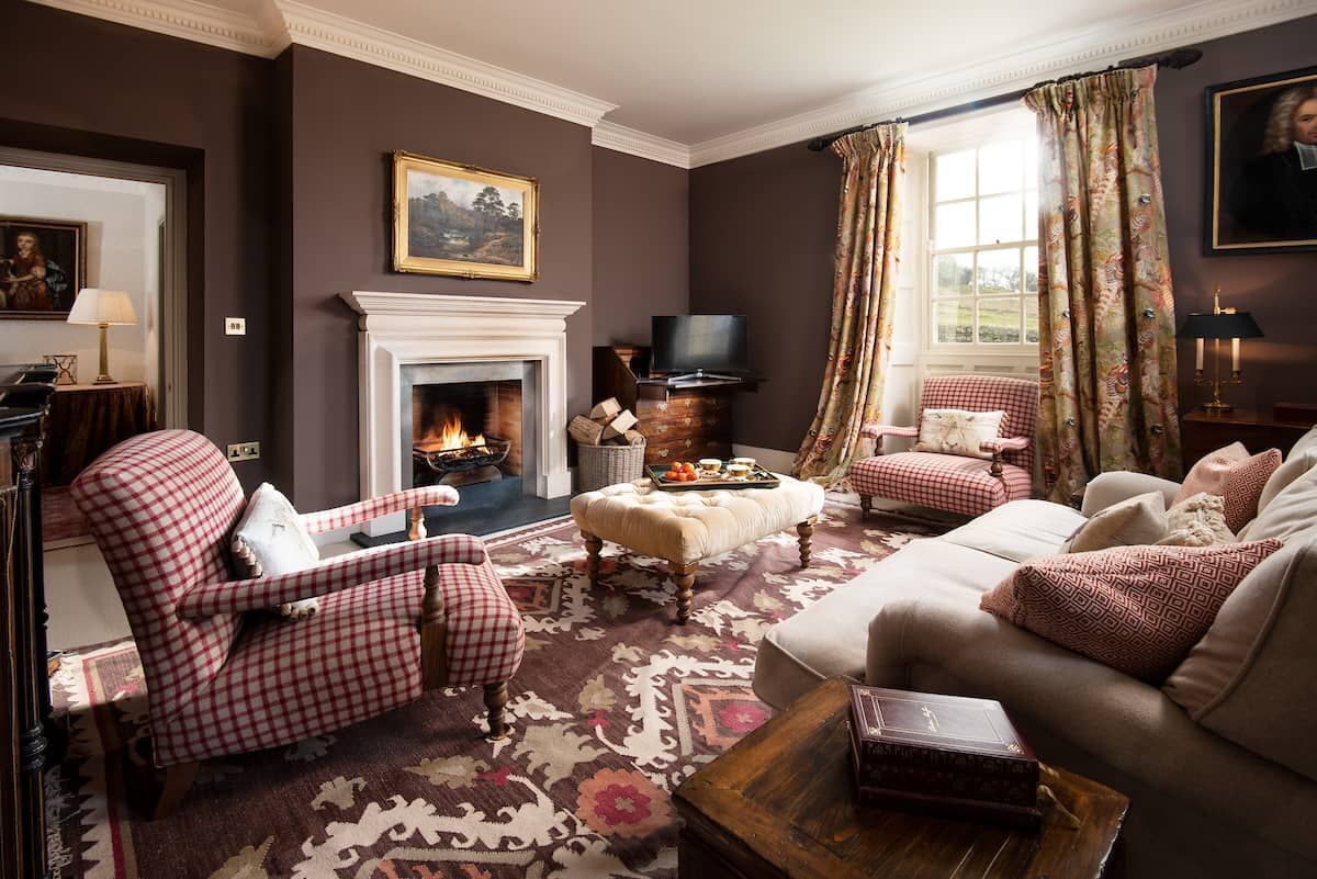 智能电视、壁炉