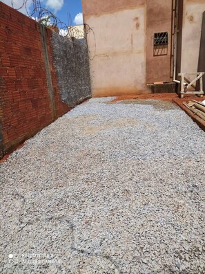 Property grounds - Apartment, Bairro Santa Lúcia, covered garage 2.50x4.70 (Montes Claros)