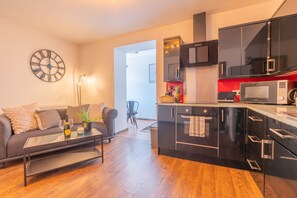 ห้องเบสิกดับเบิล | บริเวณนั่งเล่น