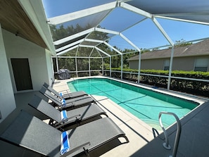 Pool - Fabulous 4 bedroom, 3 bath home in gate community of Briarwood (Naples)