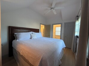 1 Schlafzimmer, Schreibtisch, kostenloses WLAN, Bettwäsche