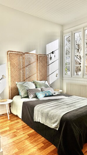 2 chambres, fer et planche à repasser, lit parapluie, Wi-Fi