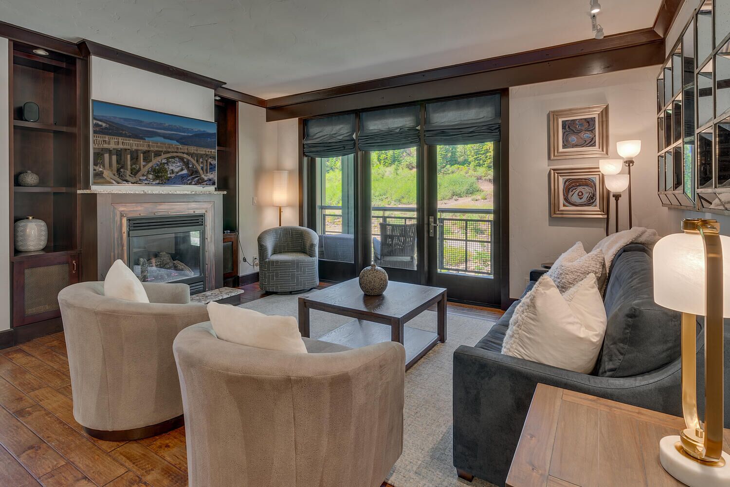 Peis, videospill og fotballspill