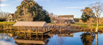 Spectacular Waterfront on the Pocomoke River!