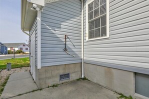 Property grounds - Oyster Lane 103 in Montego Bay is a Beautiful Family Escape! (Ocean City)