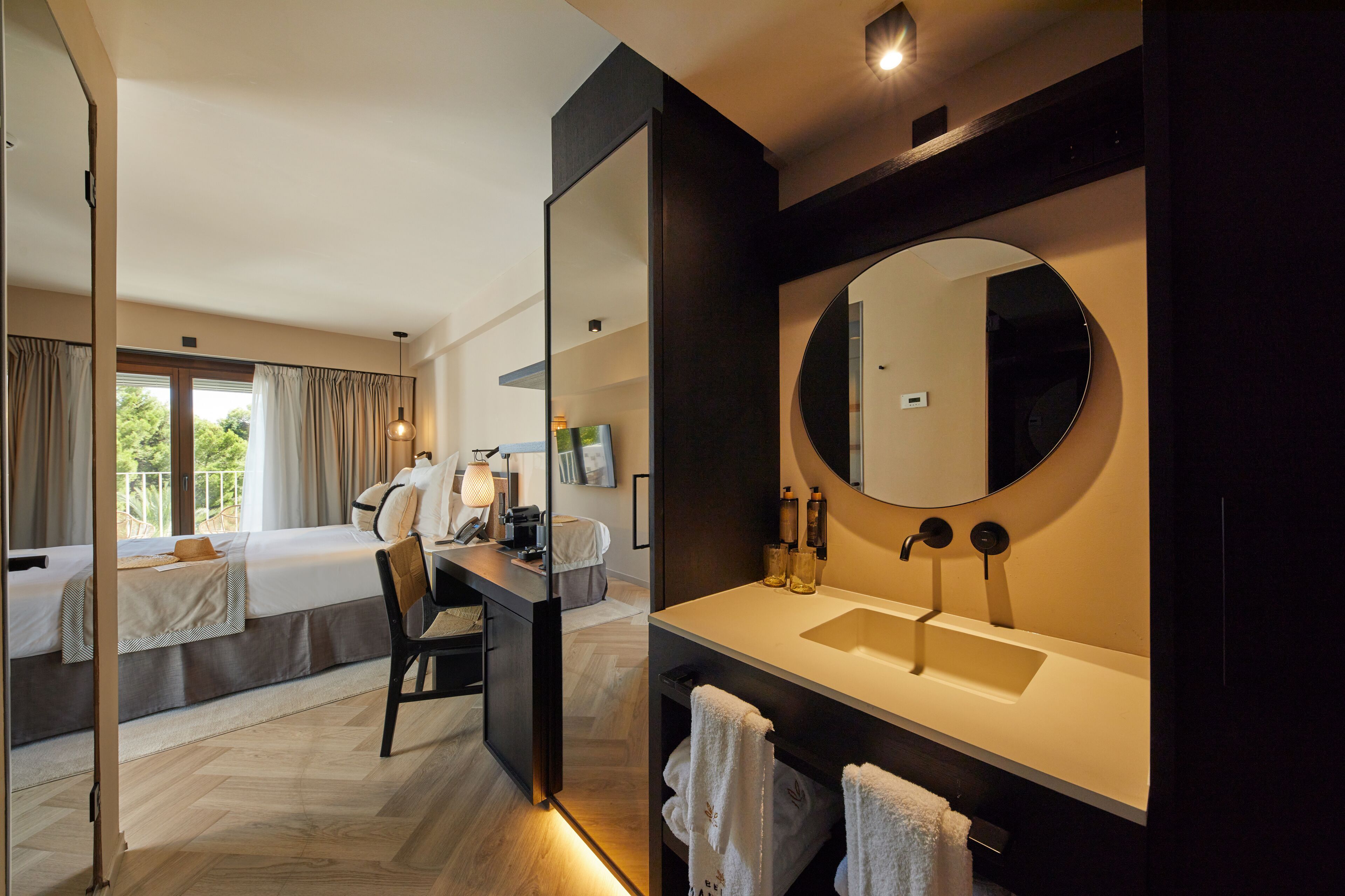 Belle Marivent Petit Hotel