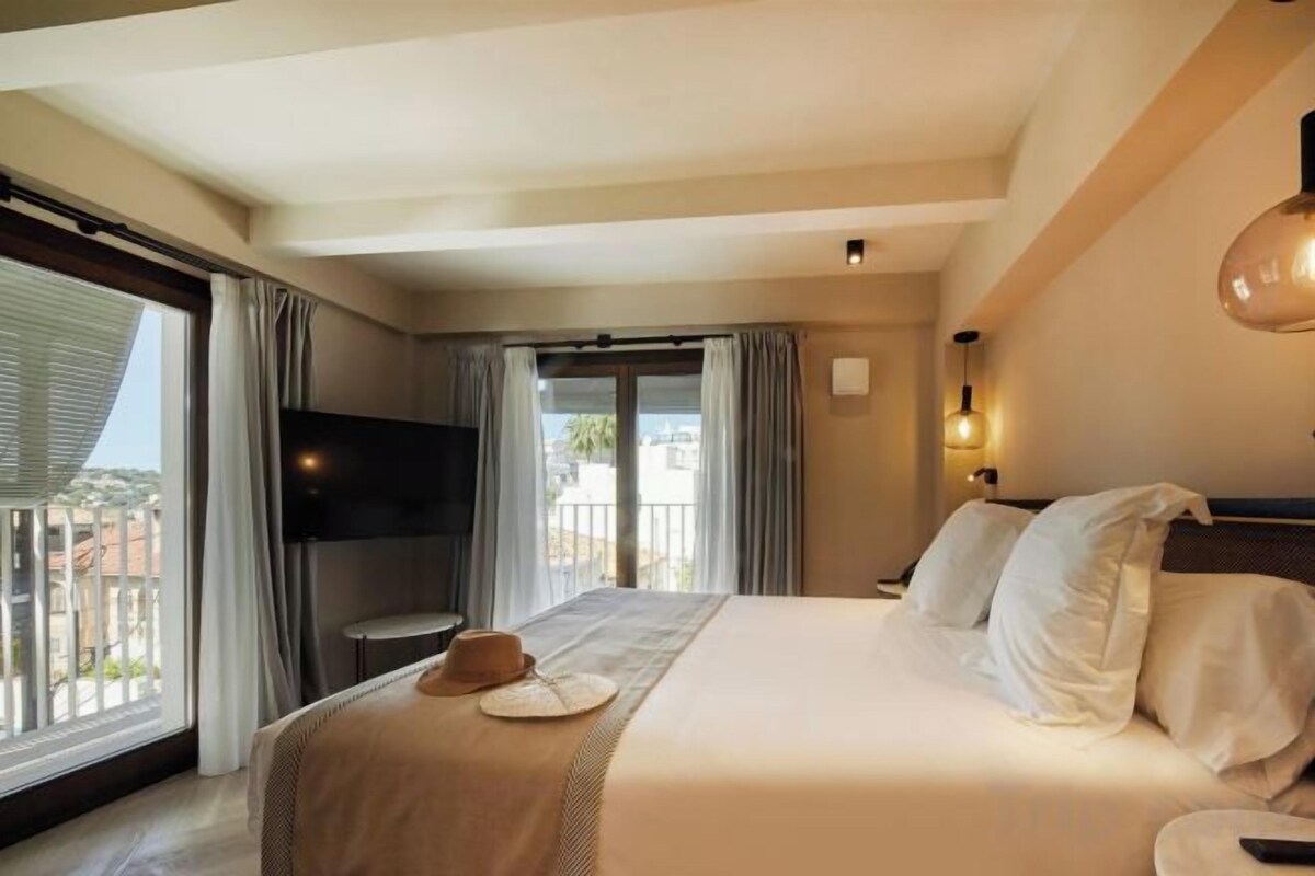 Junior Suite With Balcony