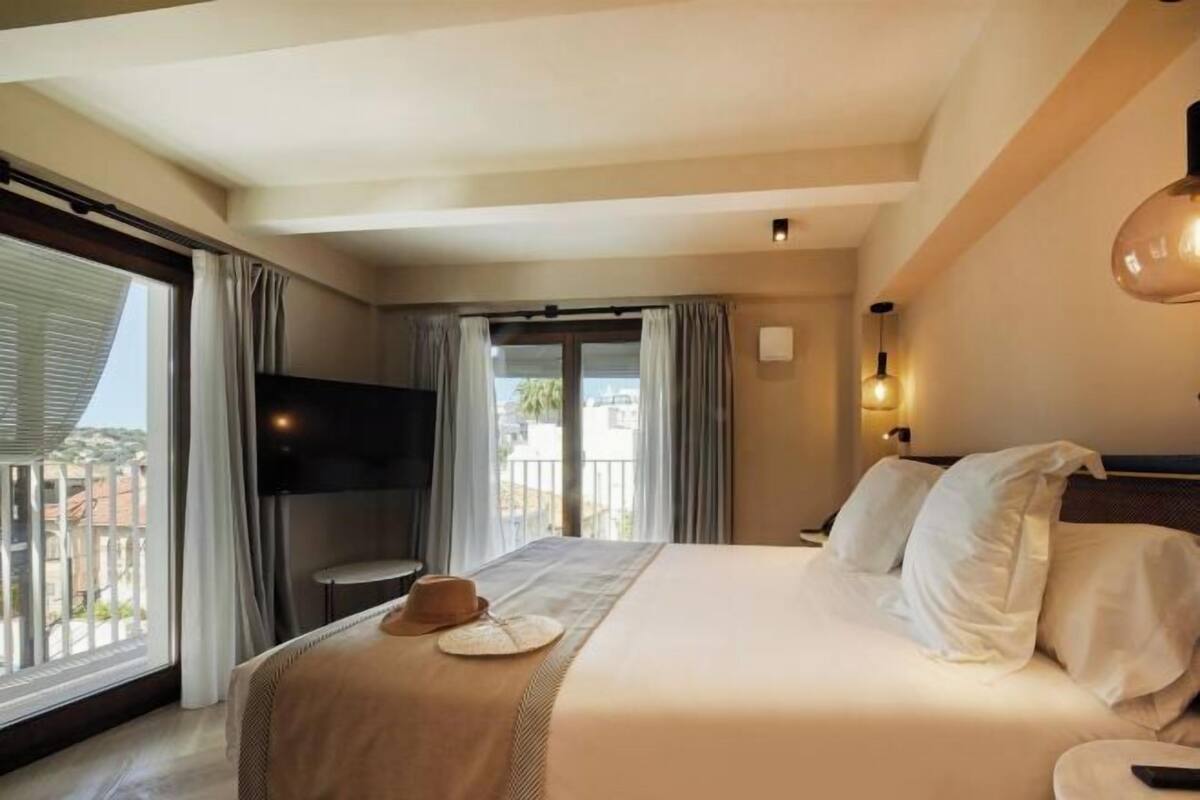 1 Schlafzimmer, hochwertige Bettwaren, Daunenbettdecken