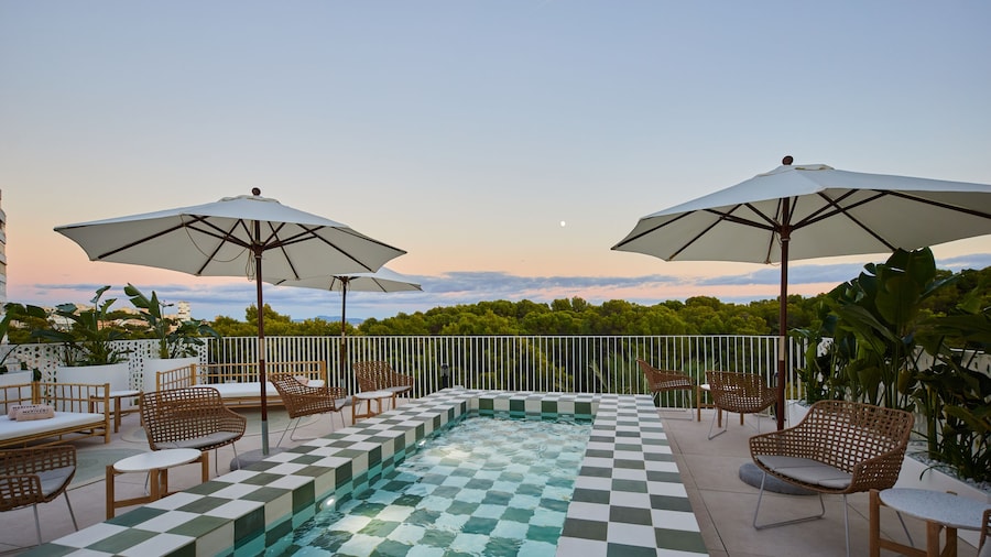 Belle Marivent Petit Hotel