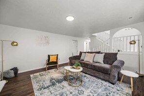 TV, fireplace, offices