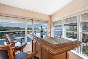 Apartamento, 3 quartos | Minibar