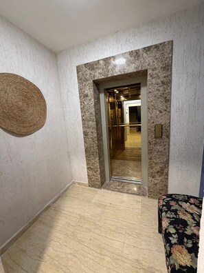 Apartment, 2 Bedrooms, Accessible, Smoking | Interior - JRE Aboun Rooftop 2bedroom Kh&sh (Amman)