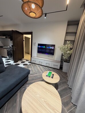 Apartemen, 2 kamar tidur, akses difabel, Boleh Merokok | Ruang keluarga