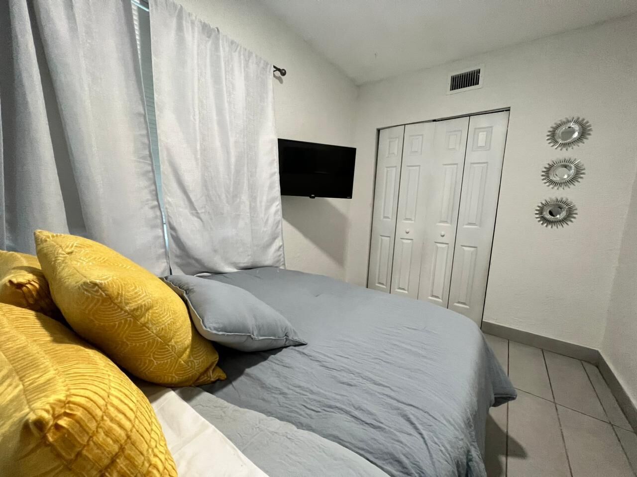 Modern 2 bed Home-heart Miami near wynwood