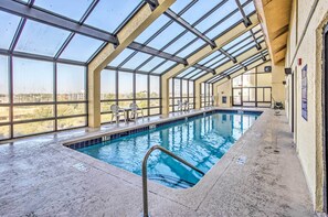 Pool - Balcony & Resort Amenities at Myrtle Beach Condo! (Myrtle Beach)