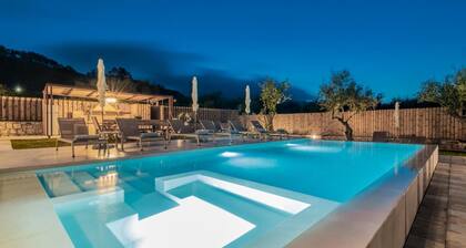 Claudio Stone House!!